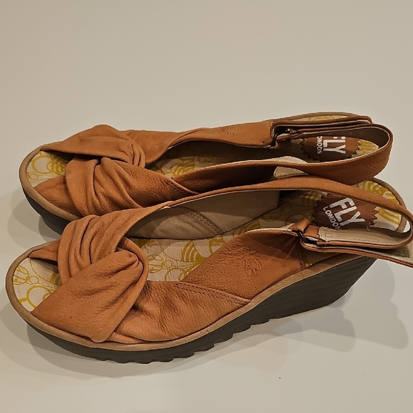 Fly London Yakin Yata Women's Dusty Pink / Taupe Slingback Sandals Size 40 - Picture 2 of 8